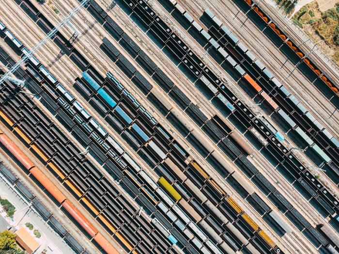 深圳市辉滕物流有限公司简单内容