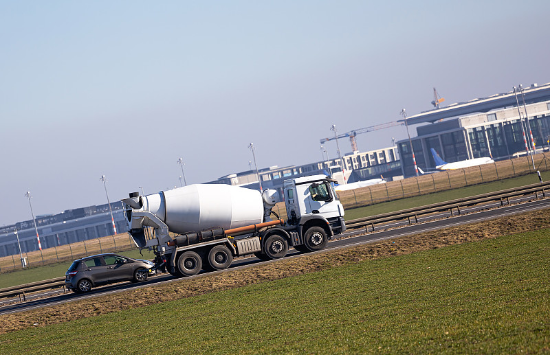 广州鹏贤物流有限公司