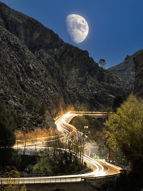 广西钦州市顺隆恒物流有限公司 广西钦州市顺隆恒物流有限公司