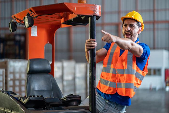 青岛鸿鑫运通国际物流有限公司一部分材料