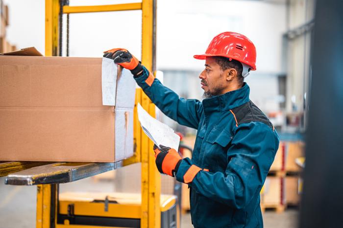 寄空运太贵不划算！海运慢还不一定让寄，怎么把货物邮寄到美国？