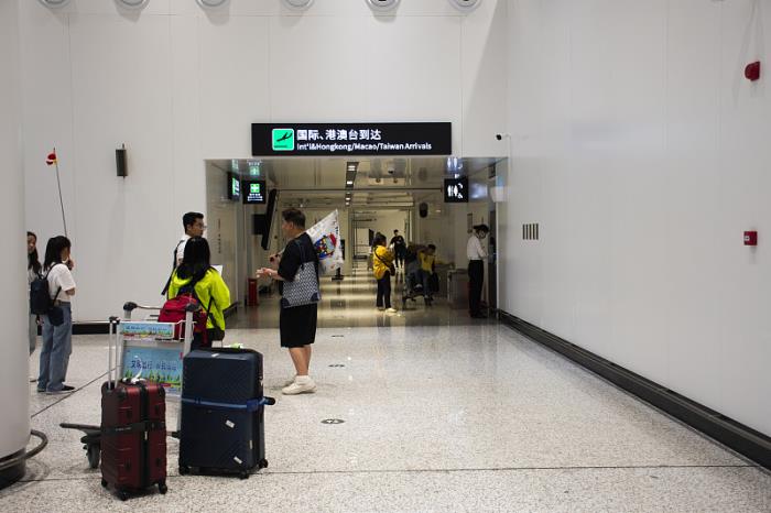 留学生空运美国书籍文件物流流程解析