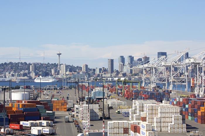 海运运输常见费用有哪些