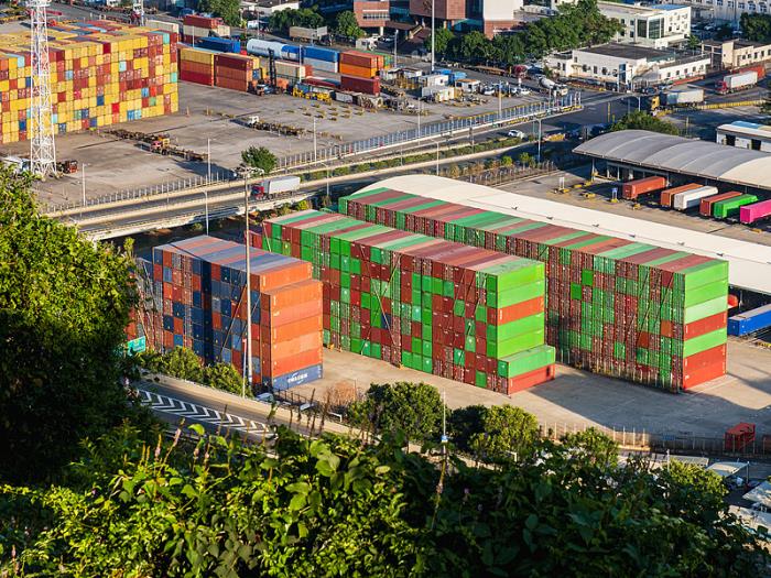 如何快速寄送国际快递到国外