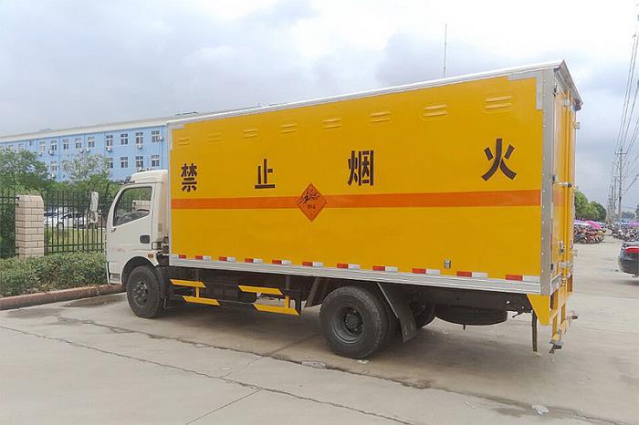 国际危险品运输为什么要选择专业货代