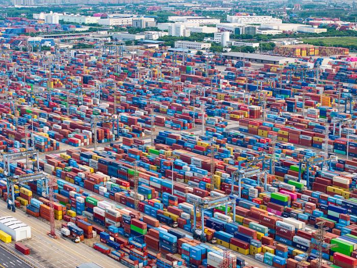 30kg中国寄到美国快递一般多少钱？不同快递公司费用对比