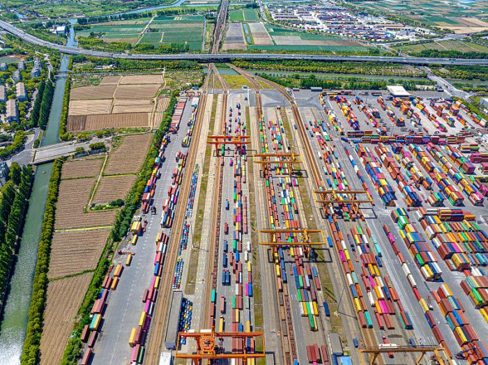 寄日本快递哪个公司又快又便宜？