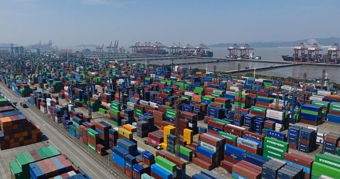 中国寄送衣物到美国的快递、空运及海运方式比较