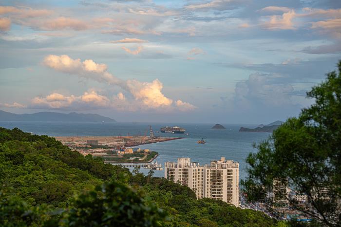 中远海运与TCL启动巴拿马海外仓项目，从商业的角度如何看待这一操作？