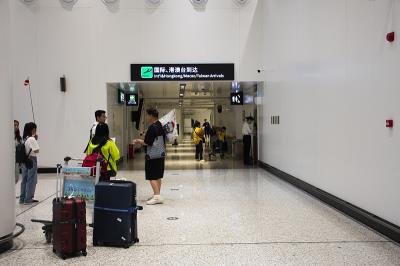 留学生空运美国书籍文件物流流程解析