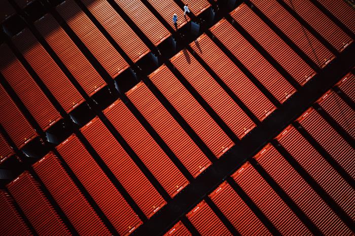 MSC一邮轮突发故障，8000多人被困海上