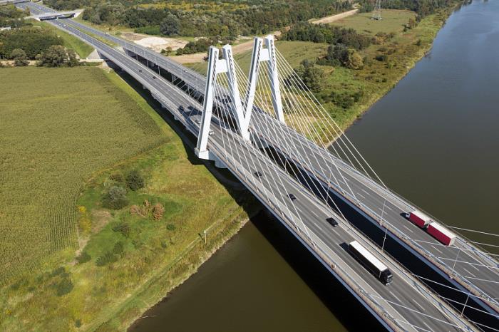 马士基：调整从远东国家至美国及加拿大的旺季附加费