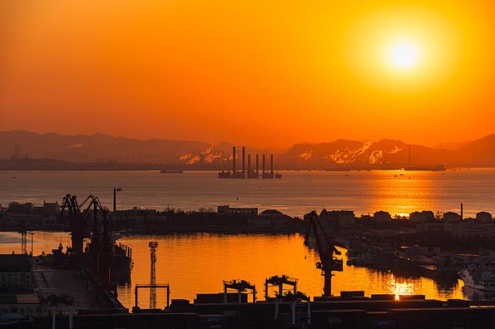 中国船舶千亿级吸并案收官,全球最大上市船企诞生 中国船舶千亿级吸并案收官,全球最大上市船企诞生