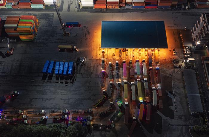 一支笔引发的管理革命：AI如何终结间接采购的噩梦