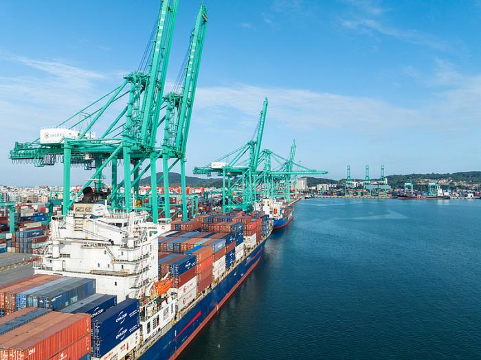 Palantir：用 “大数据+AI” 重新定义企业运营