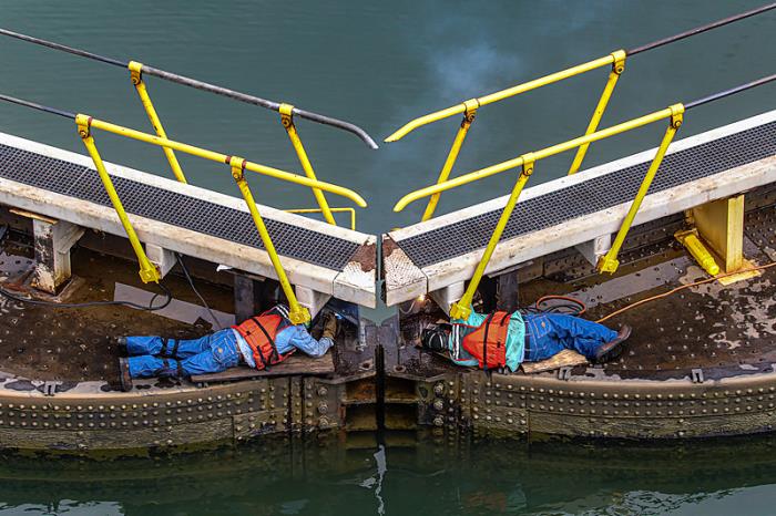 仓库安全管理的范式革命：从被动响应到AI驱动的主动预防