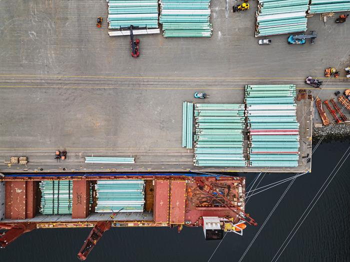 欧洲理事会前主席范龙佩呼吁各方对话：关税战没有赢家 | 世界观