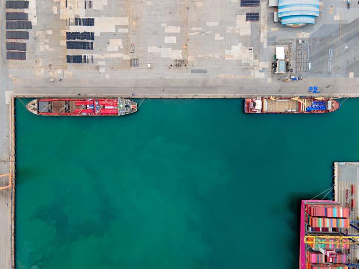 中国船舶完成千亿资产重组,今起复牌 中国船舶完成千亿资产重组,今起复牌