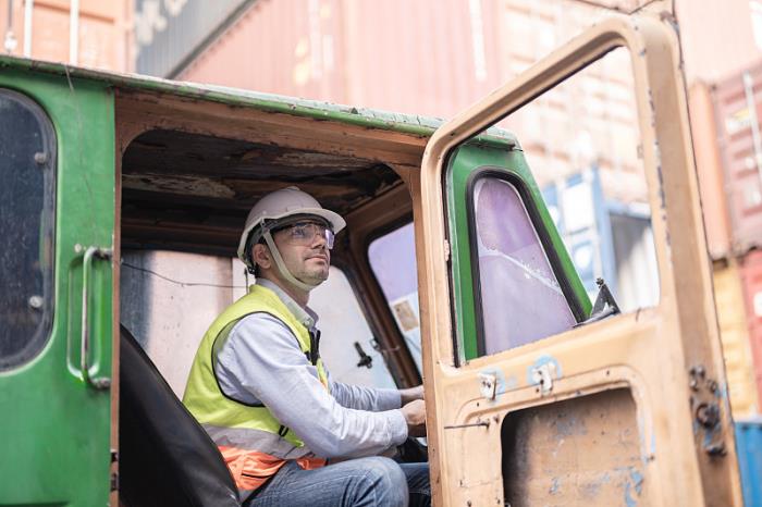 美众院通过大规模减税法案 国债恐继续激增