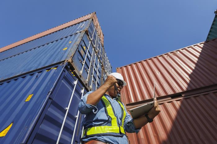 更快更稳，放心托付｜顺丰助力行业商家赢战618大促