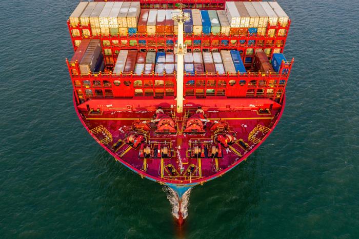 赫伯罗特征收从东亚到北美的旺季附加费PSS