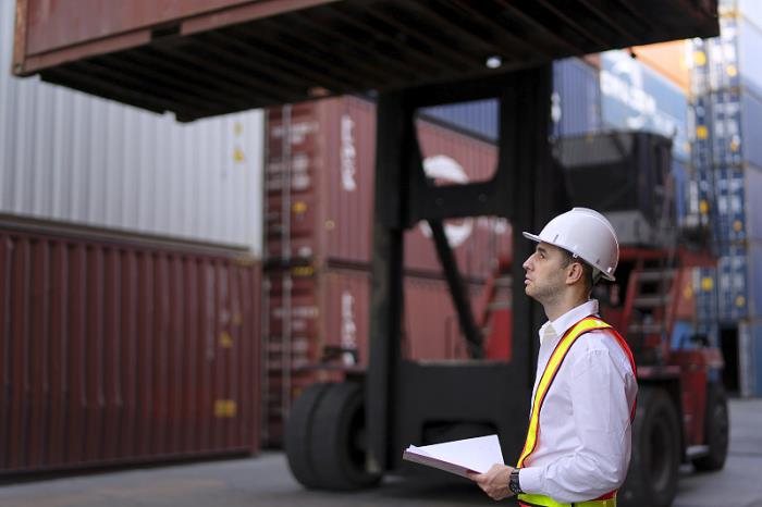 中国物流完成精密设备跨国海陆运输