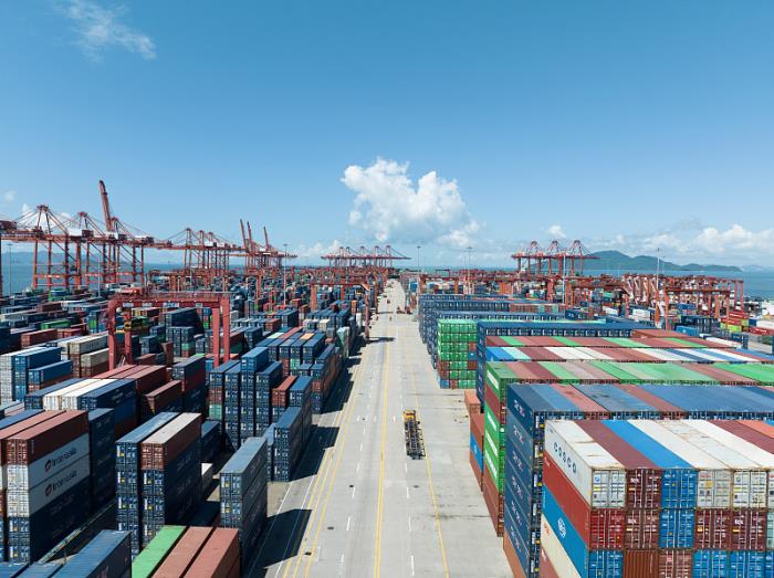 航运巨头马士基在特朗普暂停征收关税后股价飙升