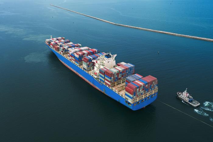 亚马逊发货量增速迅猛,四年后或取代USPS成行业“一哥”(国际快递新闻资讯) 亚马逊发货量增速迅猛,四年后或取代USPS成行业“一哥”(国际快递新闻资讯)