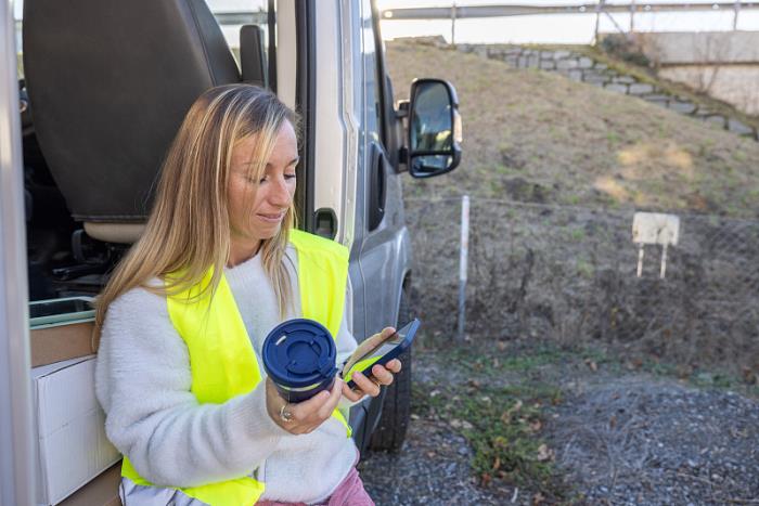 撞船事故8个月,美受损航母或再等12个月才能维修 撞船事故8个月,美受损航母或再等12个月才能维修