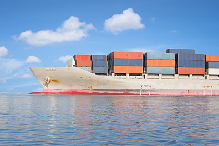 美国FBA海派与传统海运在以下八个方面存在区别