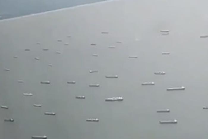 巴拿马运河干旱导致航运公司调整航线，美东运费上涨