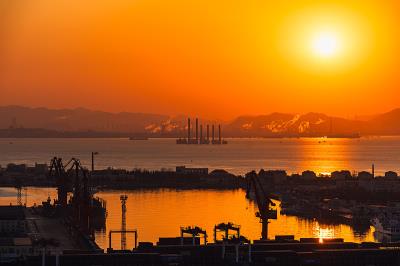 拿船员生命开玩笑，台湾自制潜艇无锚海试...