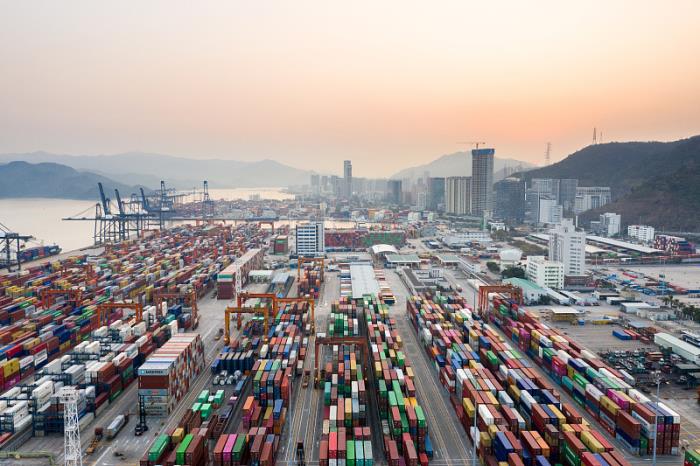 以星航运：正准备重返红海