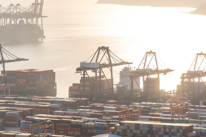 他,做过大副,出任中谷物流董事长 他,做过大副,出任中谷物流董事长