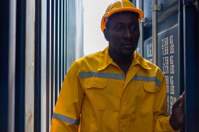 中远海特董事、总经理黄南辞职