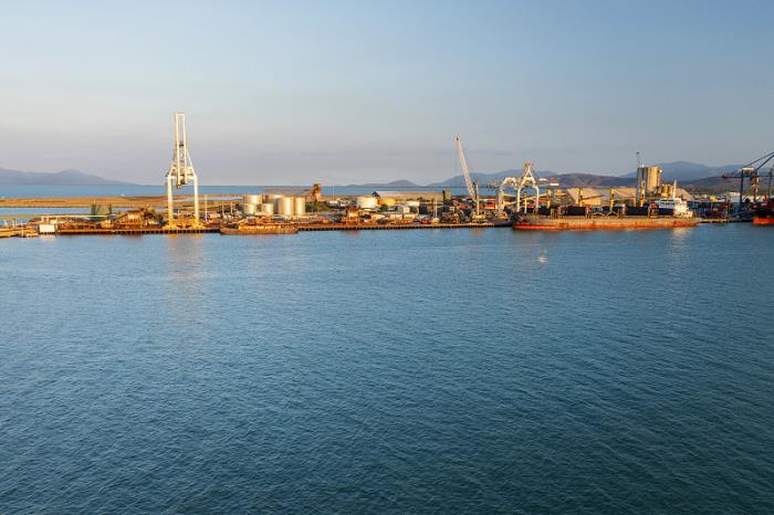 美国暂缓对华加征关税！