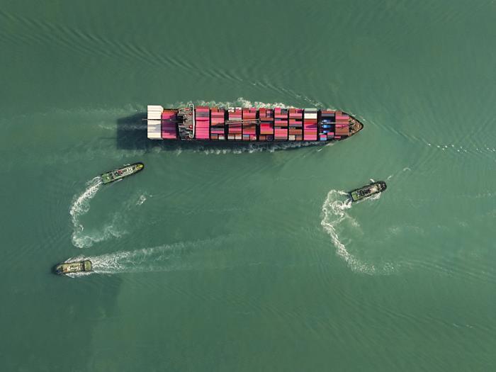 美军：又一艘，2人死亡！