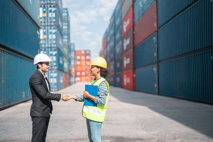 全国首个！深圳国际船舶登记服务中心挂牌成立