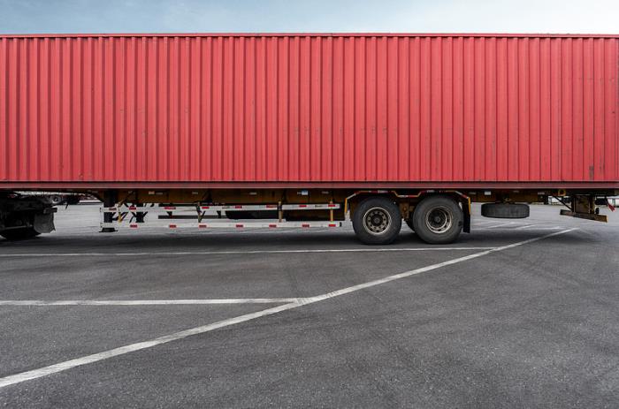 美国新墨西哥州鲁伊多索山洪暴发致3人遇难、4人失踪