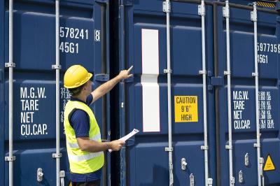 大风蓝色预警，大雾、强对流天气黄色预警