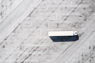 再加码！美国制裁4家中国航运公司及油轮