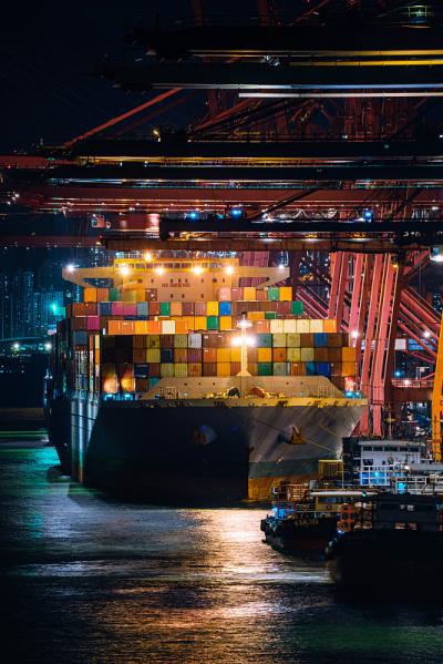 霍尔木兹海峡油轮上“绝望的呼叫”...