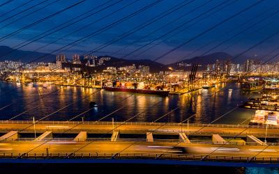 形势不明！三艘通过，三艘掉头！