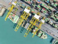 运动鞋使用广东深圳国际快递快送到日本东京