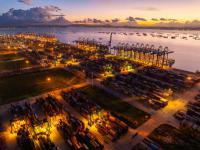 矿用钢轨通过广东深圳国际货运准时送达法国勒阿弗尔