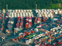 木结构材料采纳湖北武汉国际快递送到英国伦敦