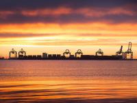 工业机器人应用广东东莞全球物流承运至伊拉克巴格达