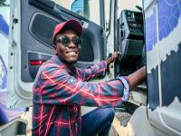 英媒：美国盘算在全球范围内针对中资港口使阴招