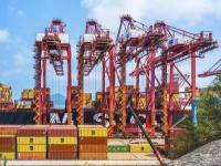 台湾三大船公司公布上半年业绩