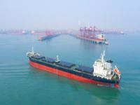 突发！特朗普：封锁任何试图进出霍尔木兹海峡船只